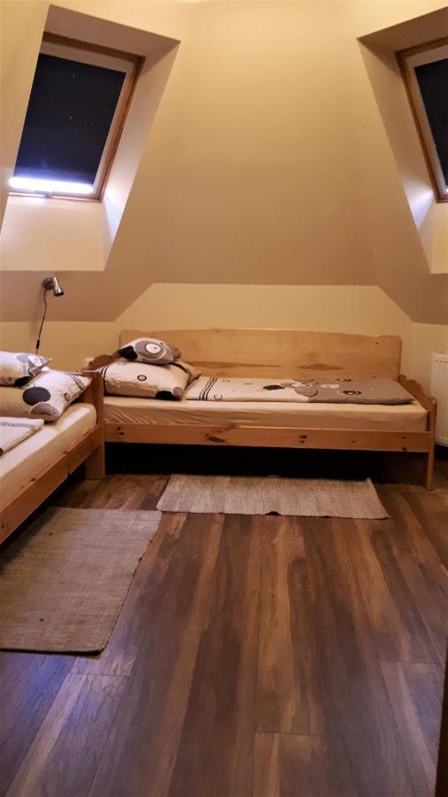 Nefelejcs Fagyizó és Apartmanház Kistolmacs Esterno foto